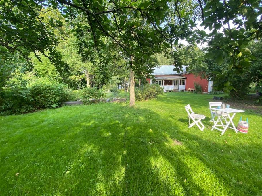 Spacious House Near Water And Nature Odensbacken エクステリア 写真