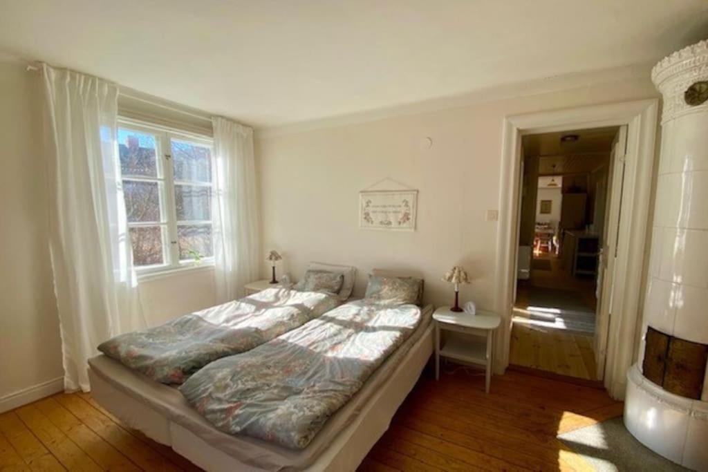 Spacious House Near Water And Nature Odensbacken エクステリア 写真